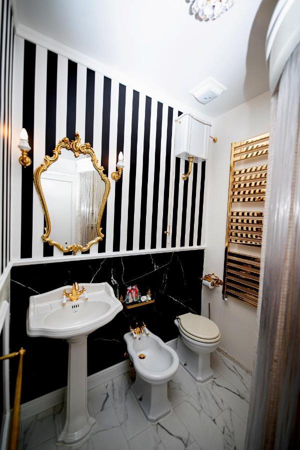 Erossuite Roma