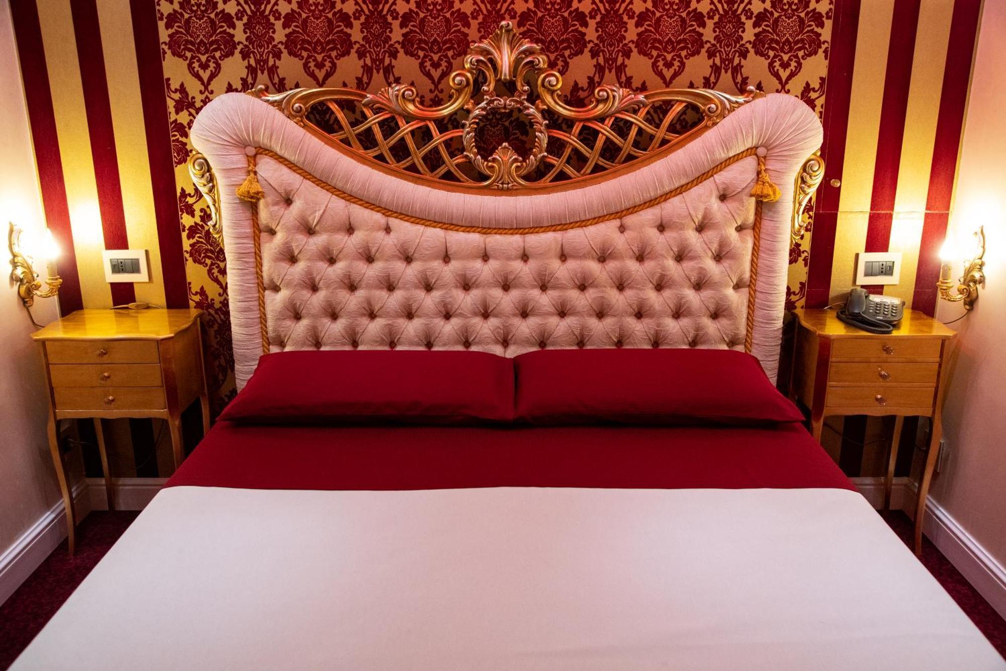 Erossuite 2* Roma